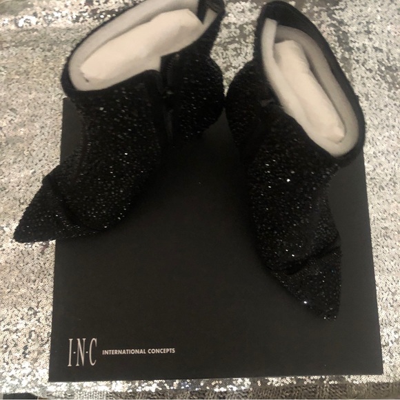 Black SparklyINC ankle boots with bow size 8 - Picture 1 of 5
